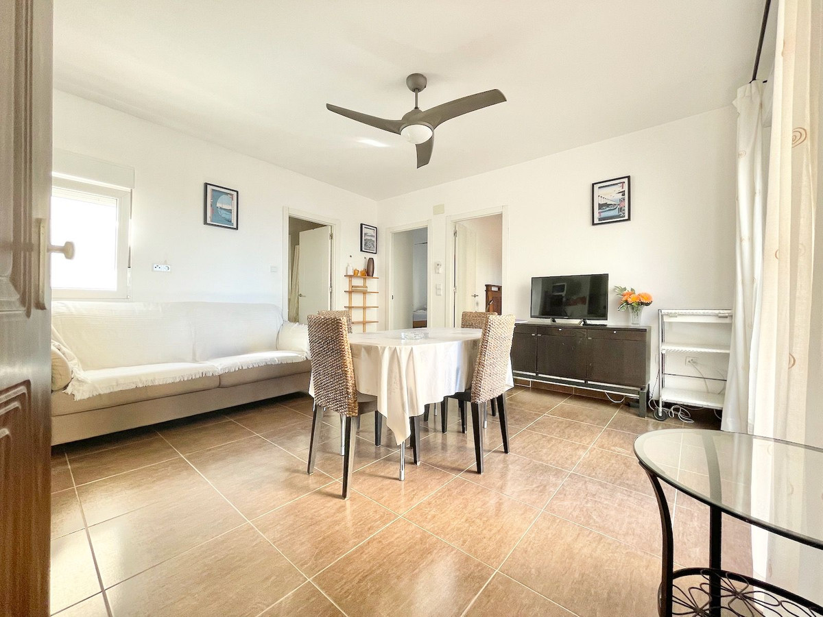 5 Bed Townhouse for sale in Fuengirola Costa Del Sol, Málaga, Spain
