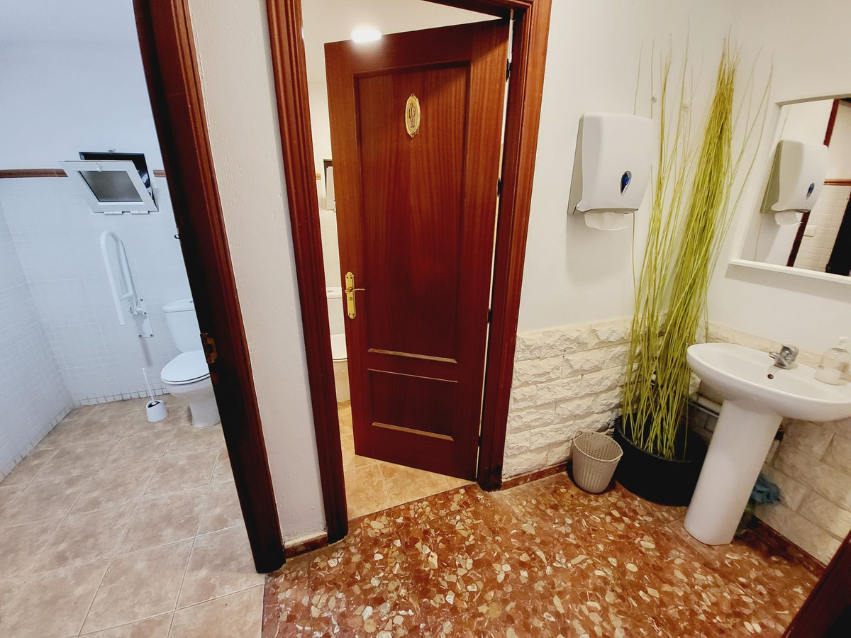 Commercial unit for sale in El Faro Costa Del Sol, Málaga, Spain