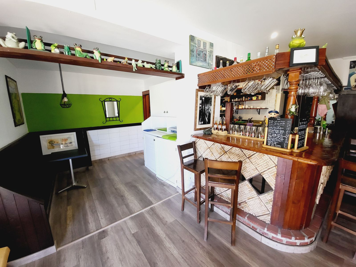 Commercial unit for sale in El Faro Costa Del Sol, Málaga, Spain