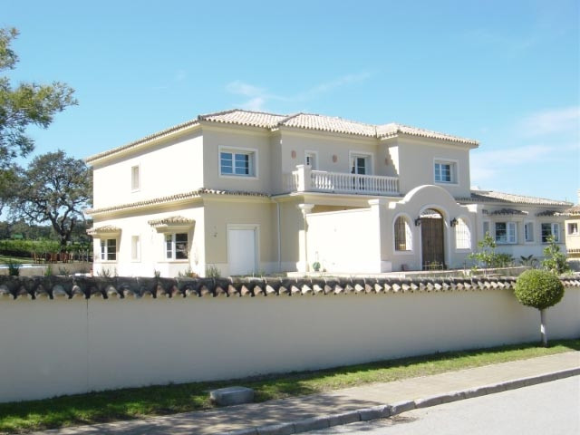 Se vende Villa - Chalet de 7 dormitorios en Costa Del Sol, Cadiz, España