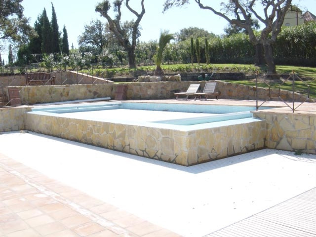 Se vende Villa - Chalet de 7 dormitorios en Costa Del Sol, Cadiz, España