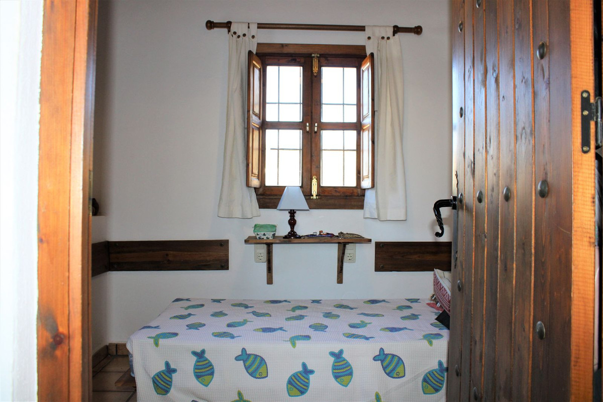 3 Bed Townhouse for sale in Frigiliana Costa Del Sol East, Málaga, Spain