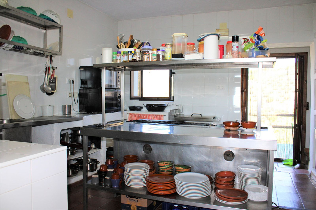 3 Bed Townhouse for sale in Frigiliana Costa Del Sol East, Málaga, Spain