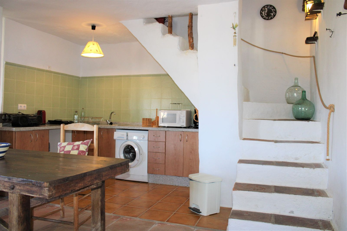 3 Bed Townhouse for sale in Frigiliana Costa Del Sol East, Málaga, Spain