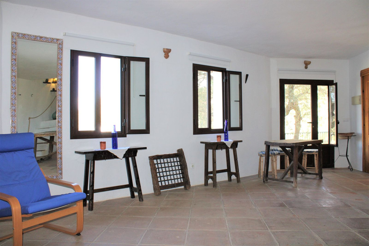 3 Bed Townhouse for sale in Frigiliana Costa Del Sol East, Málaga, Spain