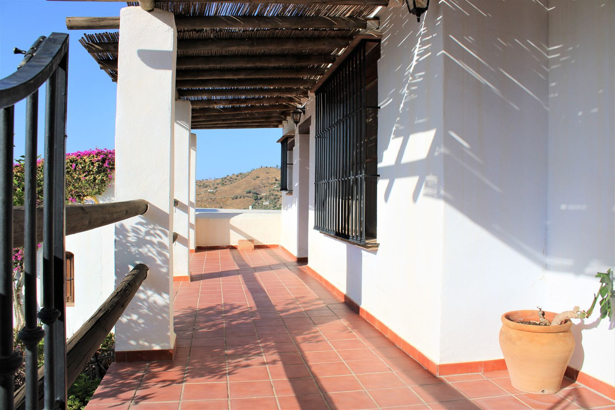 3 Bed Townhouse for sale in Frigiliana Costa Del Sol East, Málaga, Spain