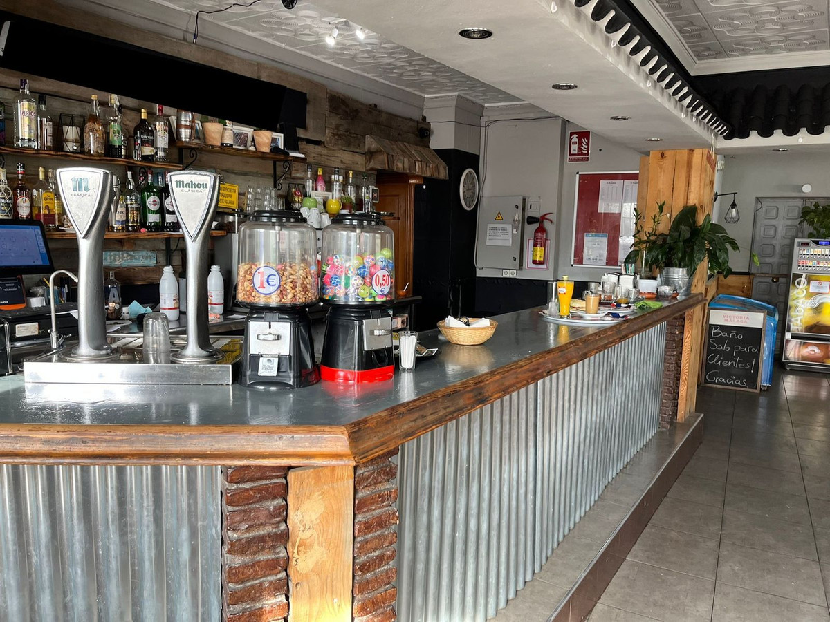 Commercial unit for sale in Coín Costa Del Sol, Málaga, Spain