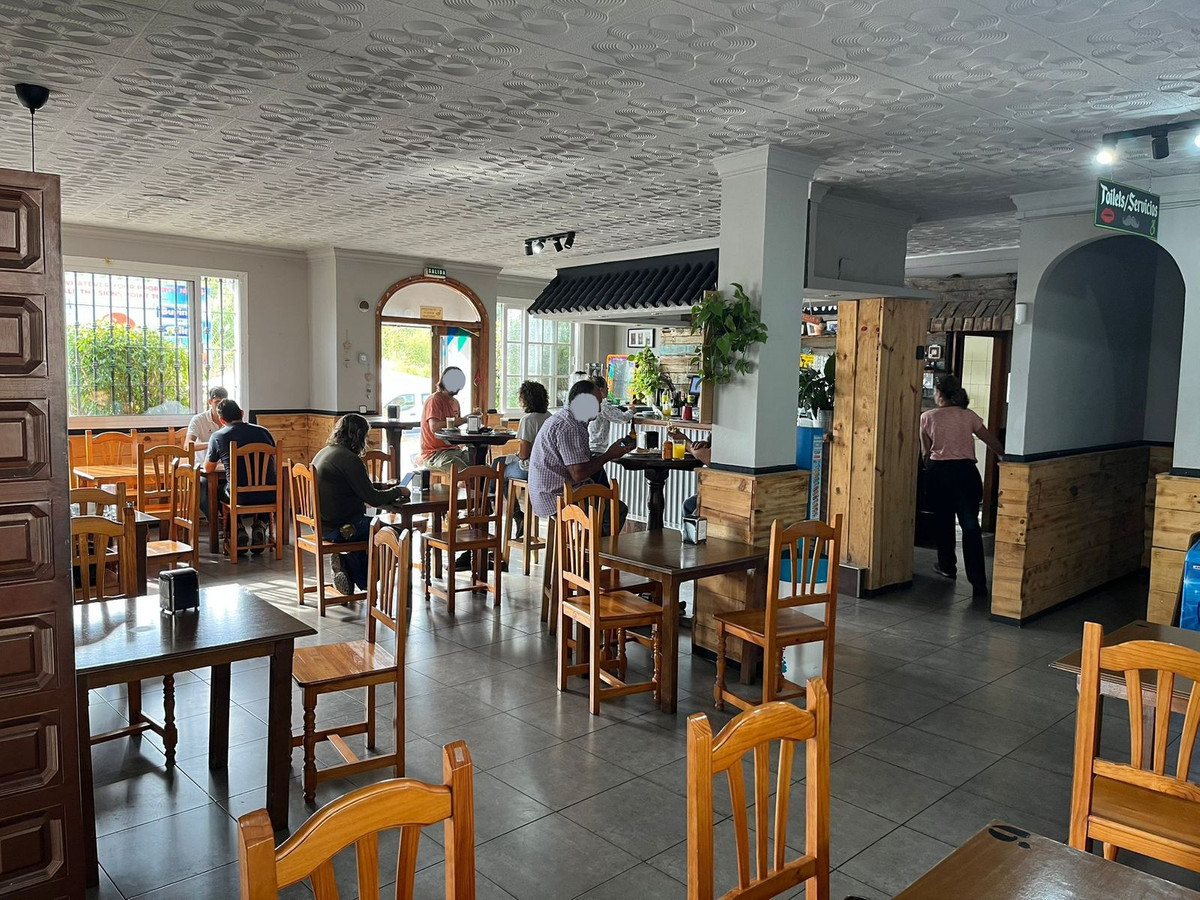 Commercial unit for sale in Coín Costa Del Sol, Málaga, Spain