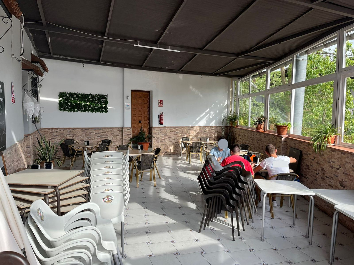 Commercial unit for sale in Coín Costa Del Sol, Málaga, Spain