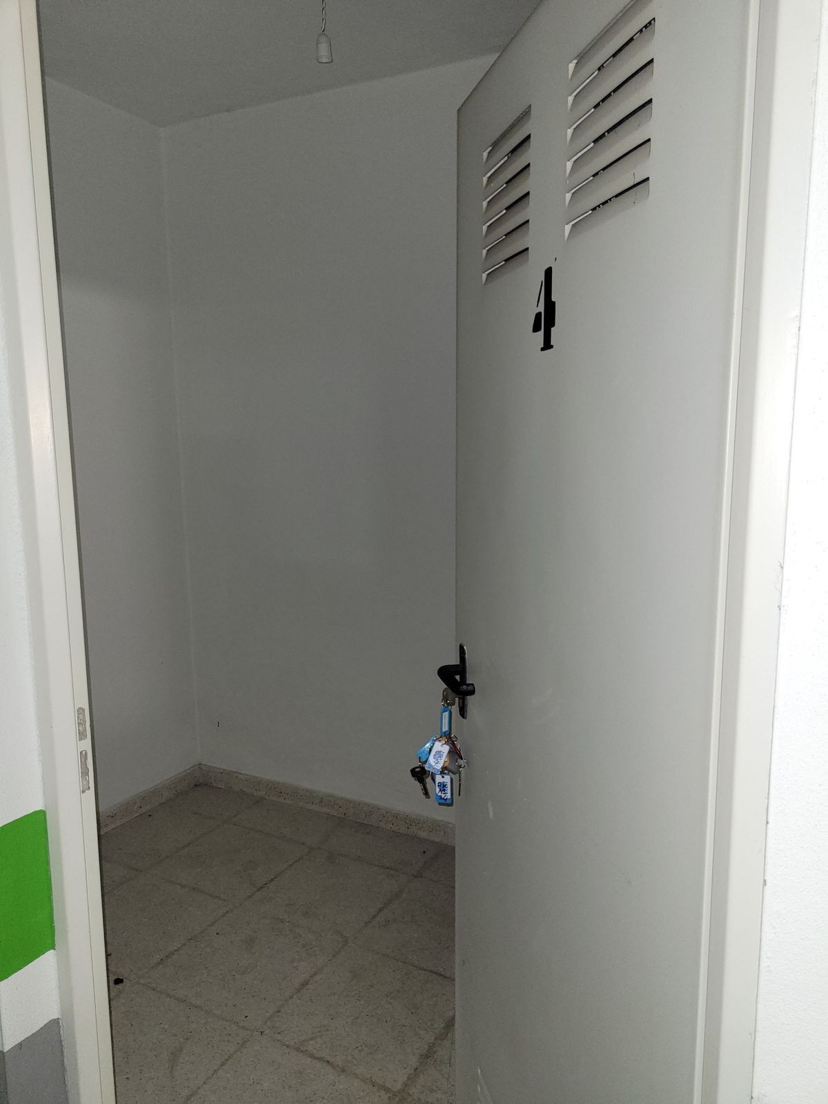 Se vende Garaje  en Costa Del Sol, Málaga, España