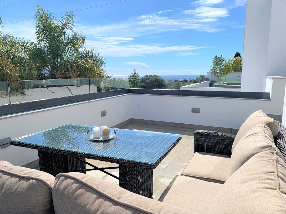 6 Bed Townhouse for sale in Nerja Costa Del Sol East, Málaga, Spain