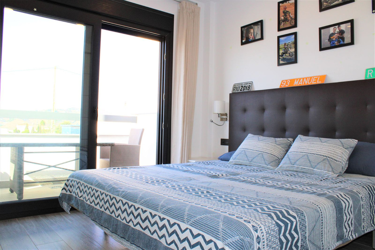 6 Bed Townhouse for sale in Nerja Costa Del Sol East, Málaga, Spain