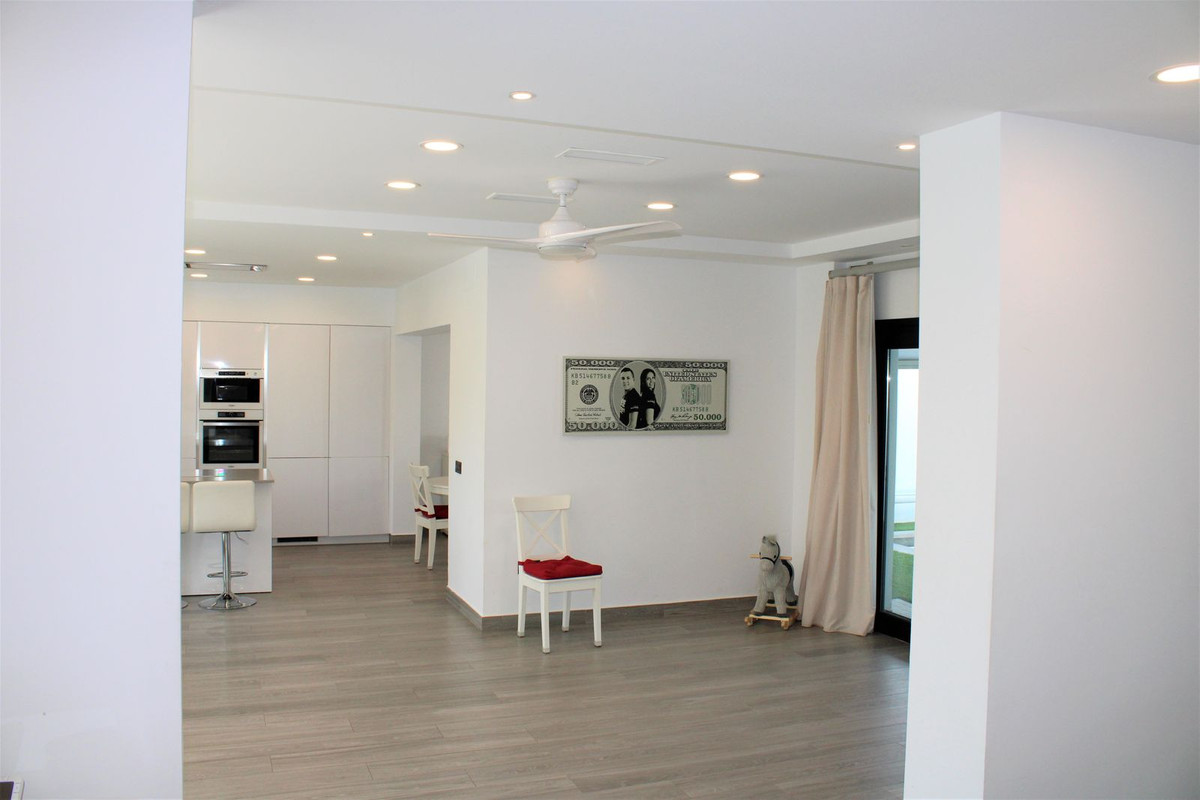 6 Bed Townhouse for sale in Nerja Costa Del Sol East, Málaga, Spain