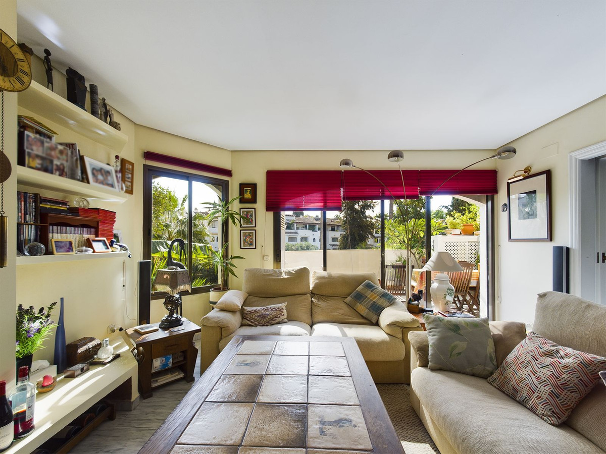 3 Bed Apartment for sale in Elviria Costa Del Sol, Málaga, Spain