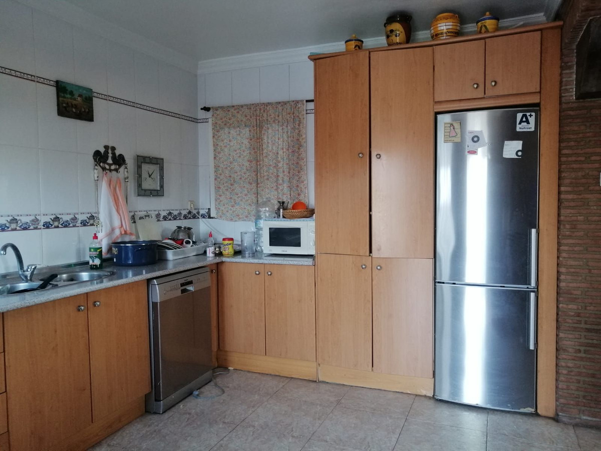 4 Bed Townhouse for sale in Cártama Costa Del Sol, Málaga, Spain