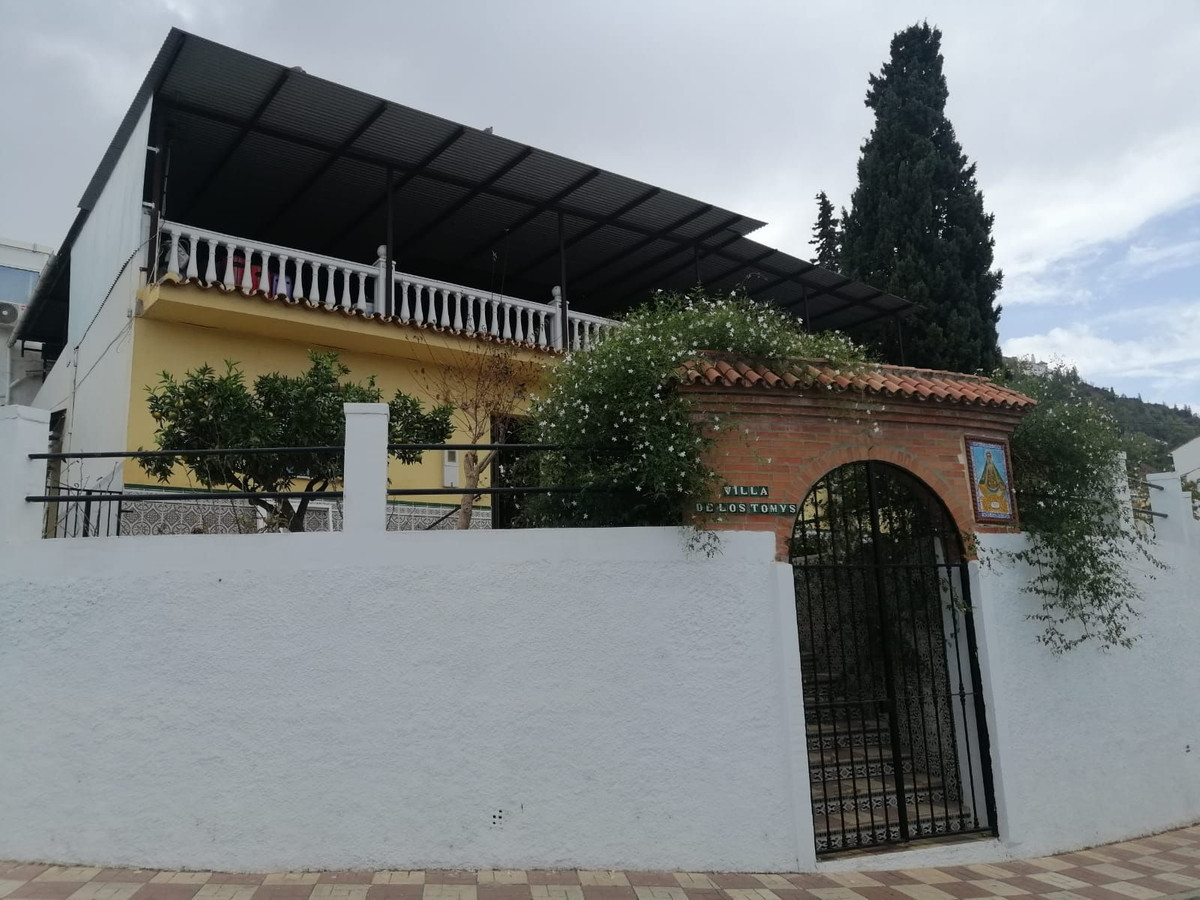 4 Bed Townhouse for sale in Cártama Costa Del Sol, Málaga, Spain