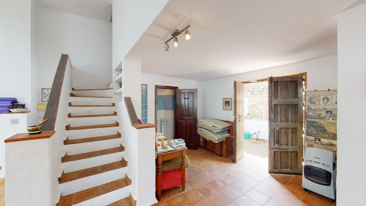 7 Bed Townhouse for sale in Torrox Costa Del Sol East, Málaga, Spain