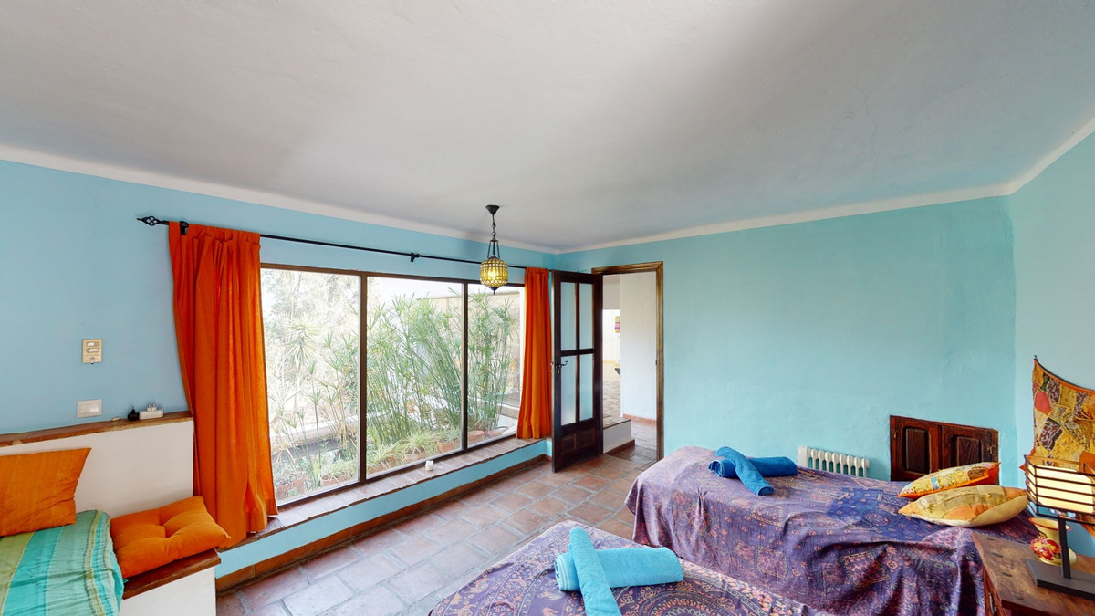 7 Bed Townhouse for sale in Torrox Costa Del Sol East, Málaga, Spain