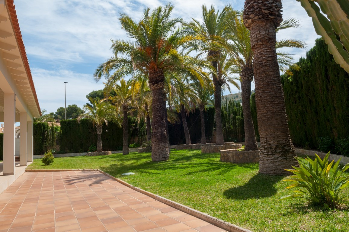 Se vende Villa - Chalet de 6 dormitorios en Costa Blanca, Alicante, España