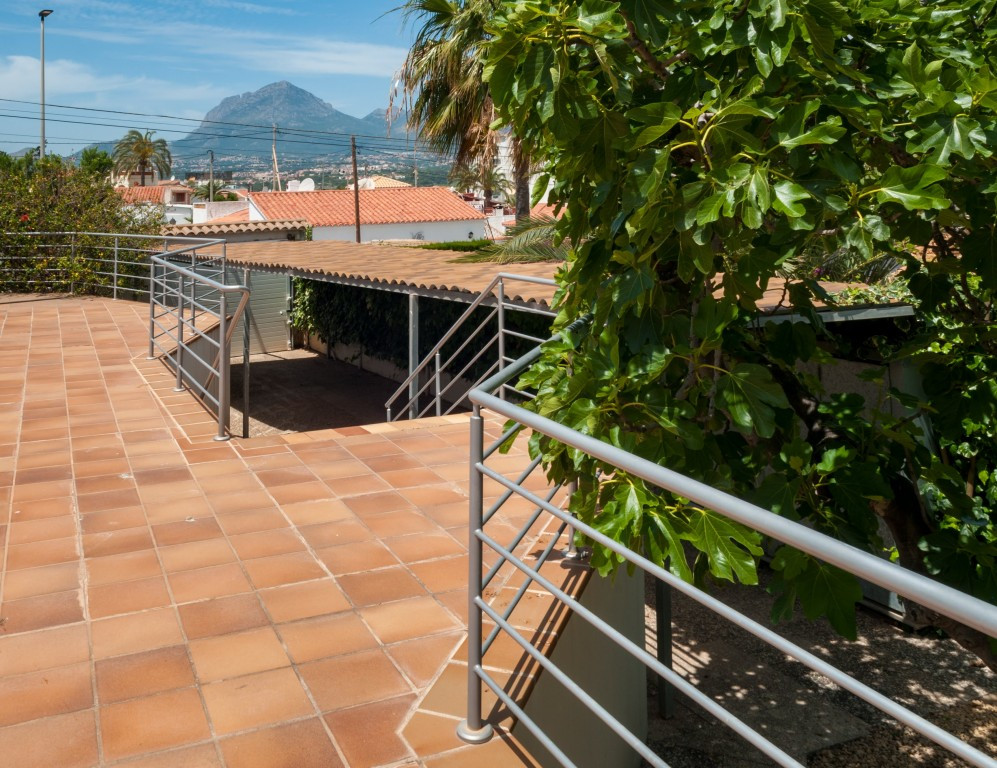 Se vende Villa - Chalet de 6 dormitorios en Costa Blanca, Alicante, España