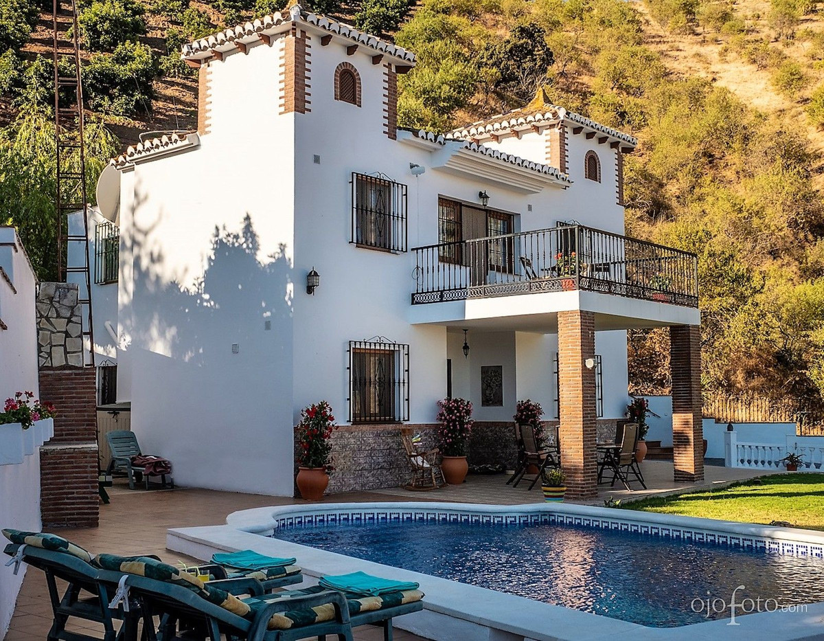 Se vende Cama y Desayuno de 5 dormitorios en Costa Del Sol East, Málaga, España