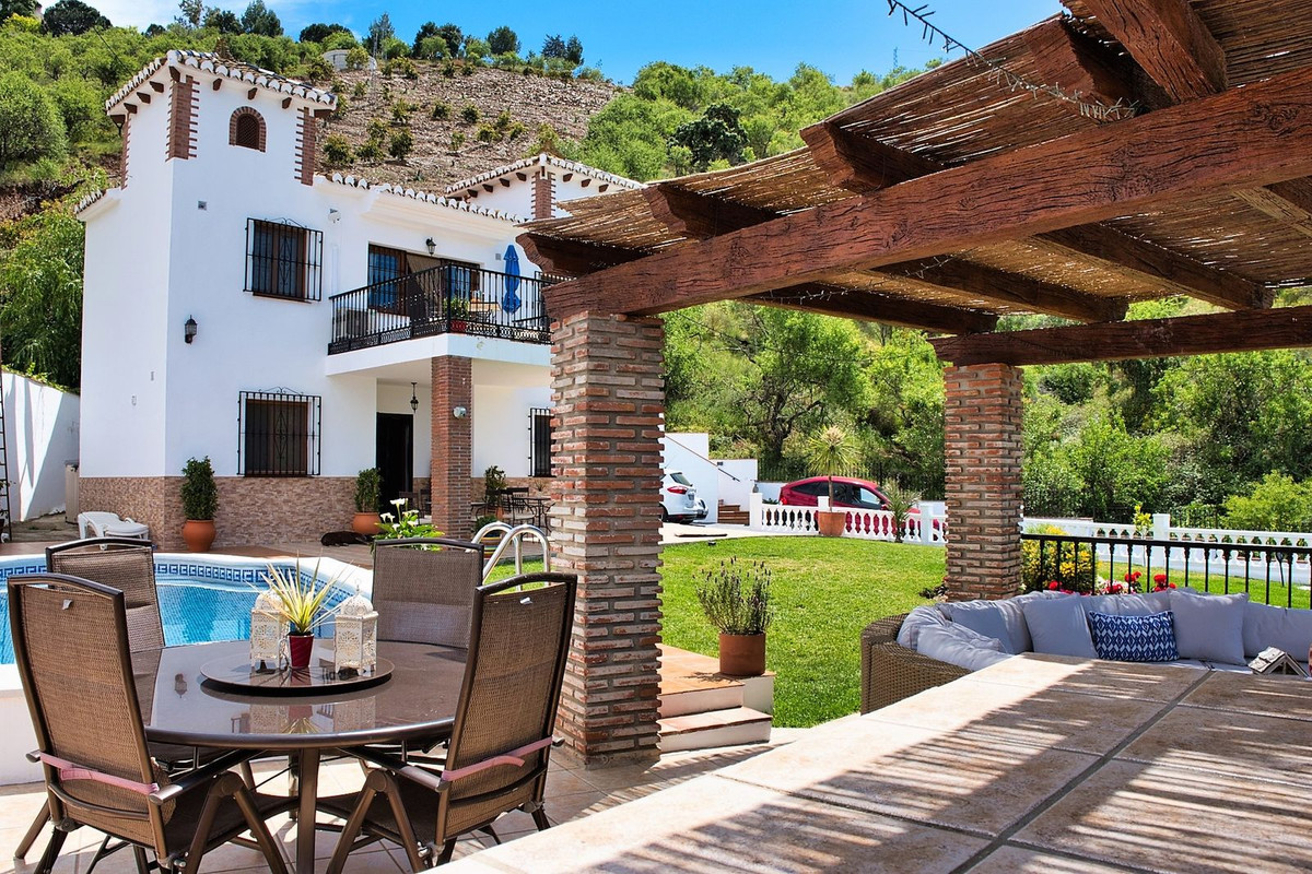 Se vende Cama y Desayuno de 5 dormitorios en Costa Del Sol East, Málaga, España