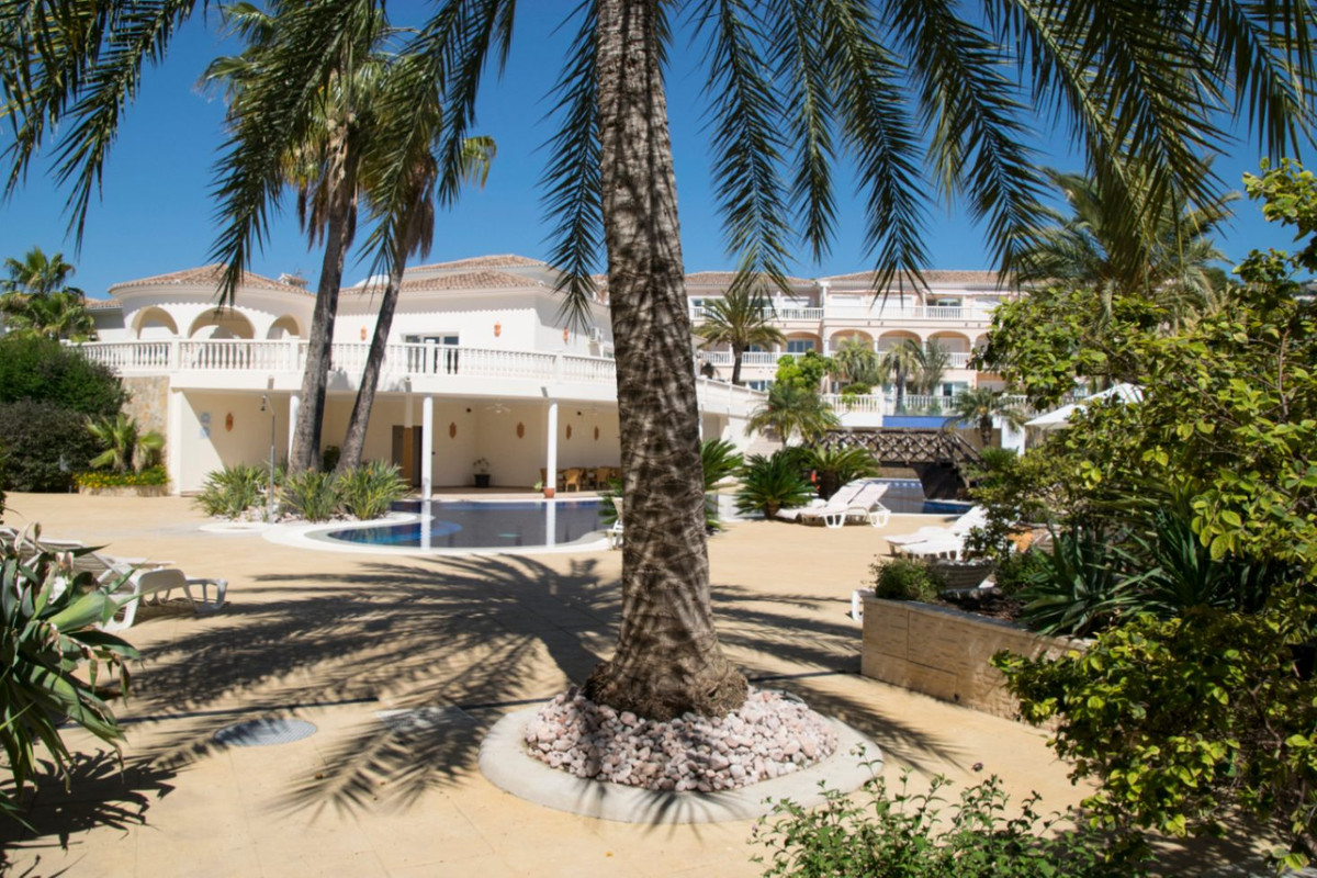 Se vende Apartamento Planta Baja de 2 dormitorios en Costa Blanca, Alicante, España