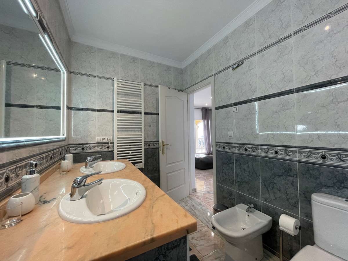 4 Bed Townhouse for sale in Calpe Costa Blanca, Alicante, Spain