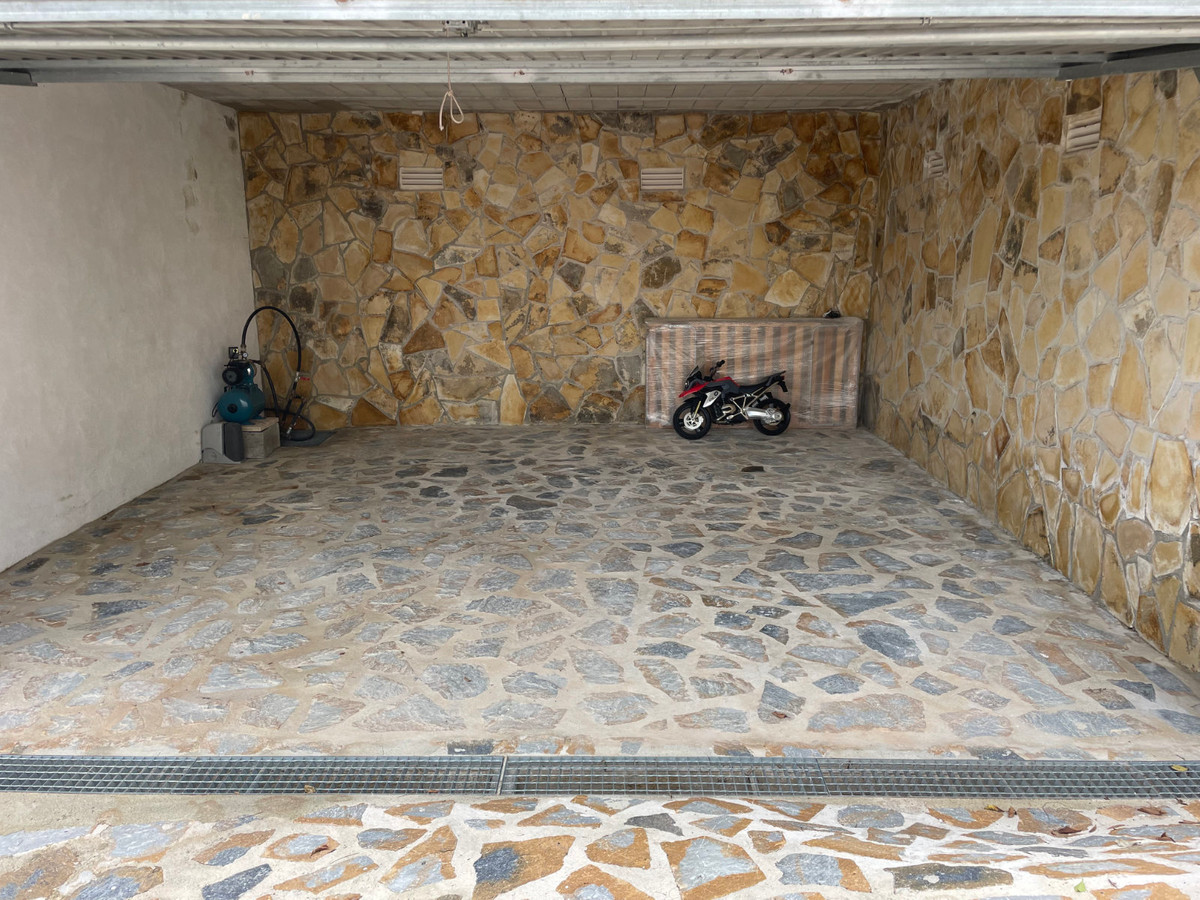 4 Bed Townhouse for sale in Calpe Costa Blanca, Alicante, Spain