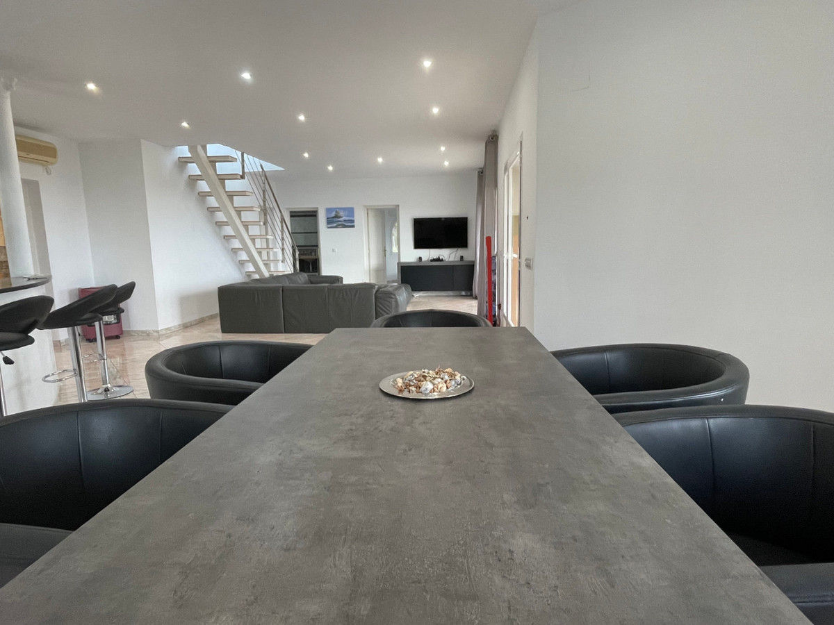 4 Bed Townhouse for sale in Calpe Costa Blanca, Alicante, Spain