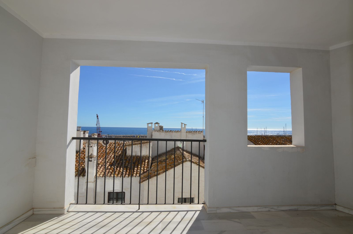 Se vende Apartamento Planta Media de 3 dormitorios en Costa Del Sol, Málaga, España