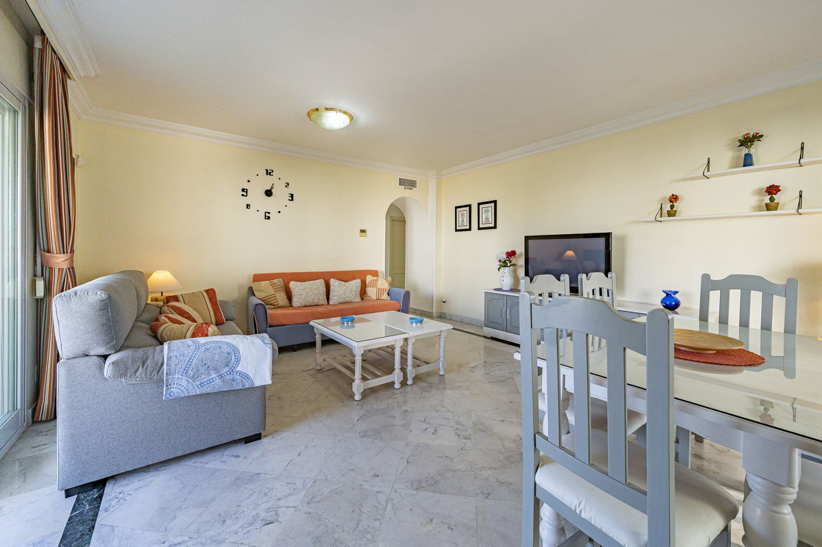 2 Bed Apartment for sale in Puerto Banús Costa Del Sol, Málaga, Spain