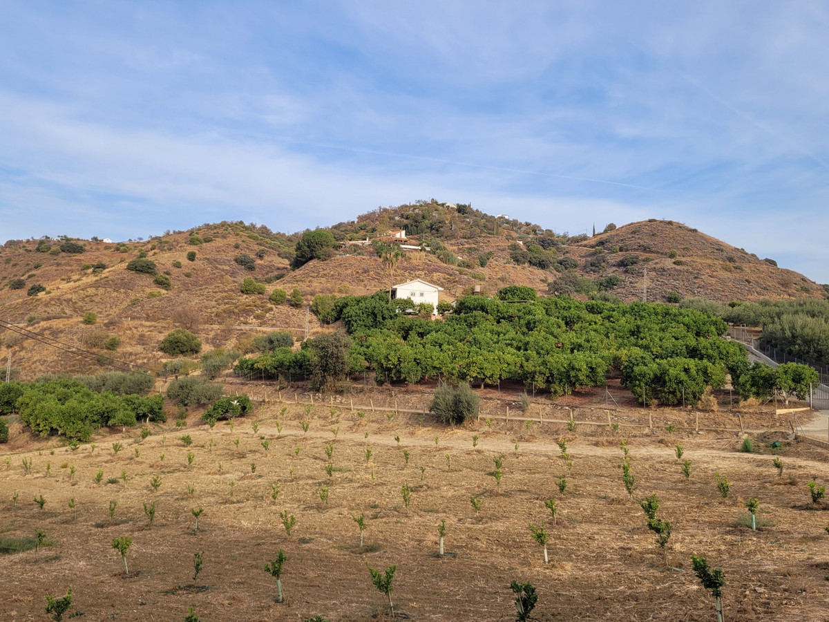 Plots for sale in Guaro Costa Del Sol, Málaga, Spain