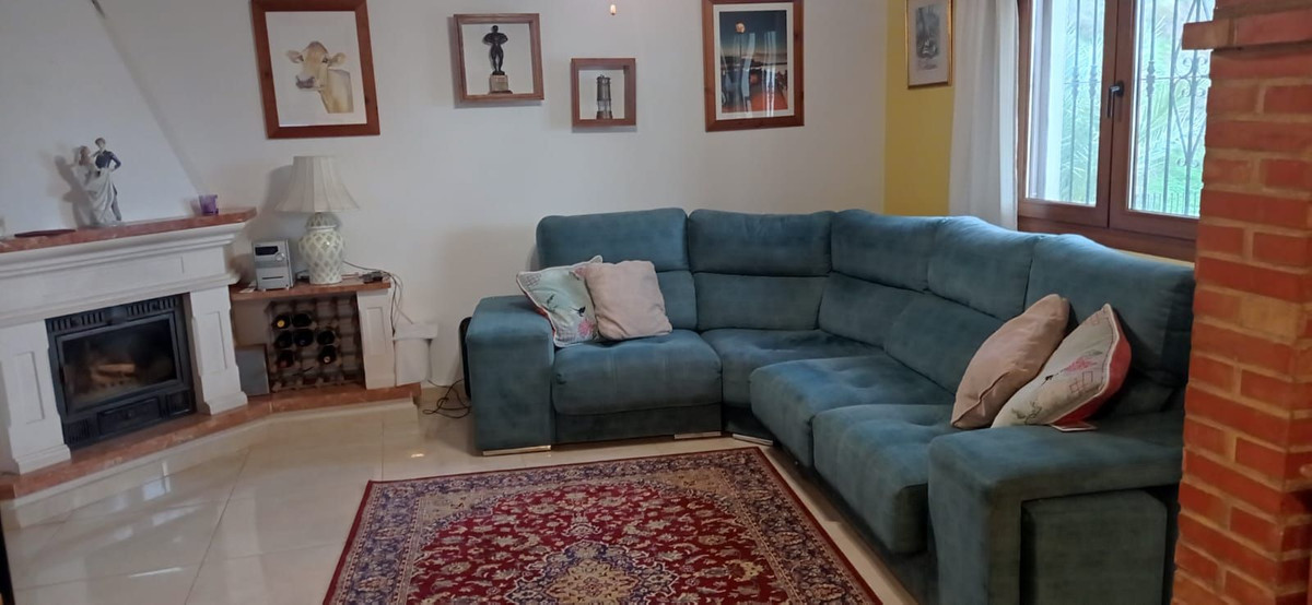 Se vende Villa - Chalet de 5 dormitorios en Costa Del Sol East, Málaga, España
