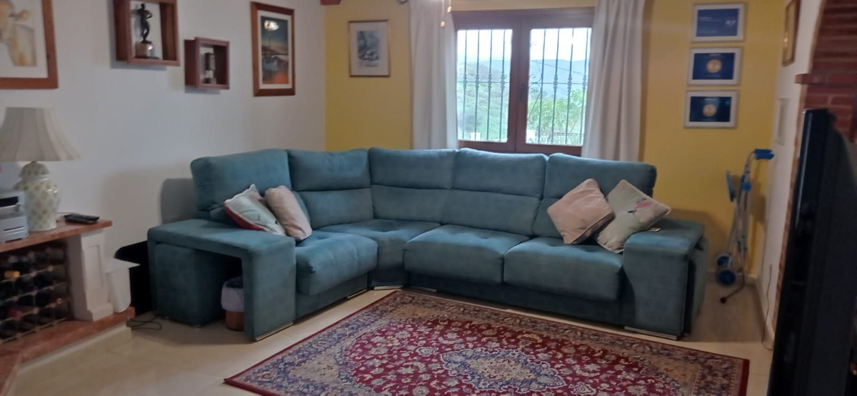 Se vende Villa - Chalet de 5 dormitorios en Costa Del Sol East, Málaga, España