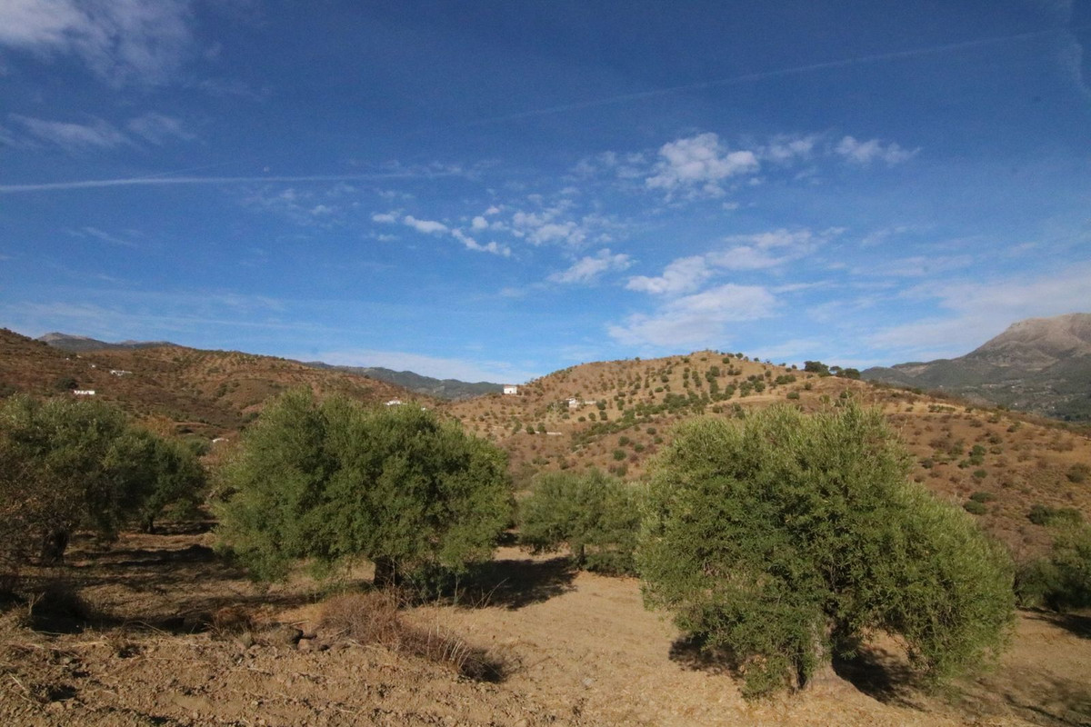 Se vende Terreno Rustico  en Costa Del Sol, Málaga, España
