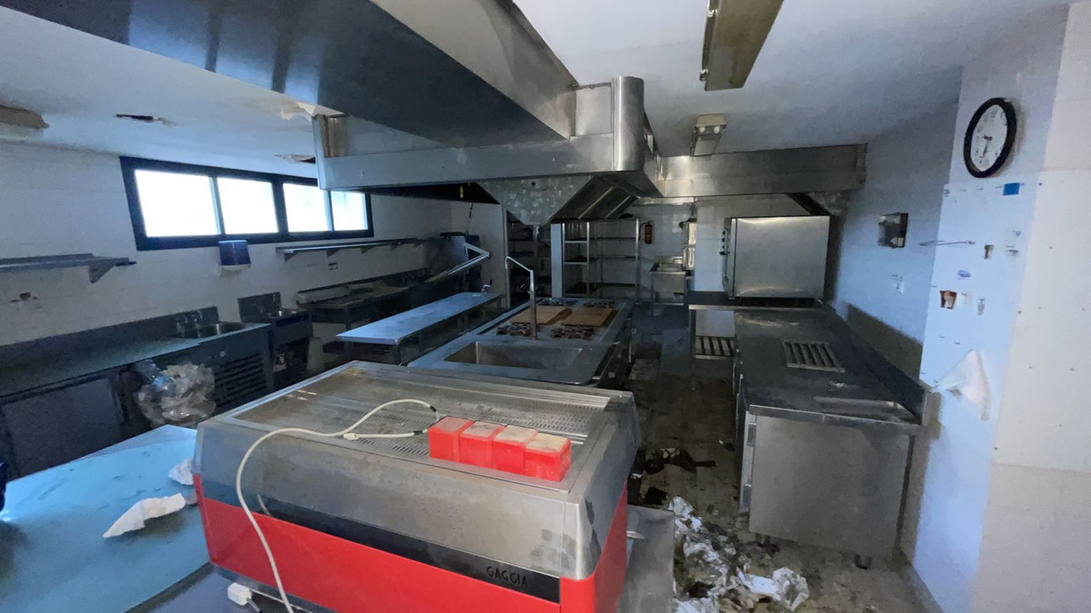 Se vende Restaurante de 3 dormitorios en Costa Del Sol, Cadiz, España