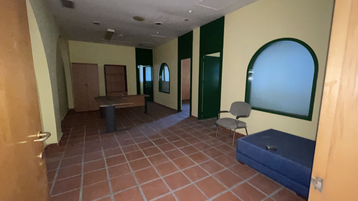 Se vende Restaurante de 3 dormitorios en Costa Del Sol, Cadiz, España
