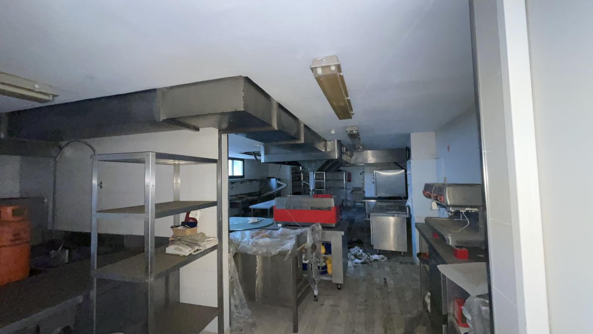 Se vende Restaurante de 3 dormitorios en Costa Del Sol, Cadiz, España