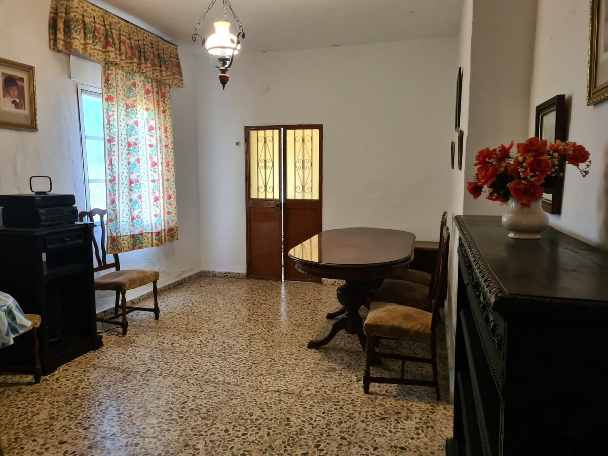 3 Bed Townhouse for sale in Pizarra Costa Del Sol, Málaga, Spain