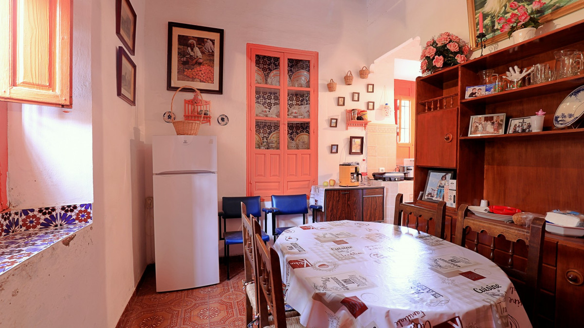 3 Bed Townhouse for sale in Árchez Costa Del Sol East, Málaga, Spain