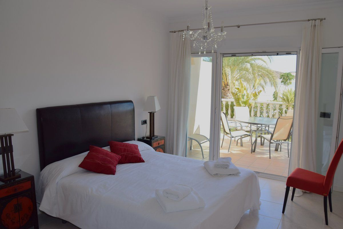Se vende Apartamento Planta Media de 1 dormitorios en Costa Blanca, Alicante, España
