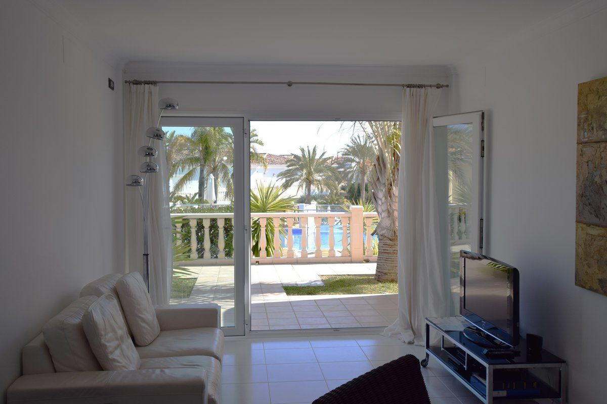 Se vende Apartamento Planta Media de 1 dormitorios en Costa Blanca, Alicante, España