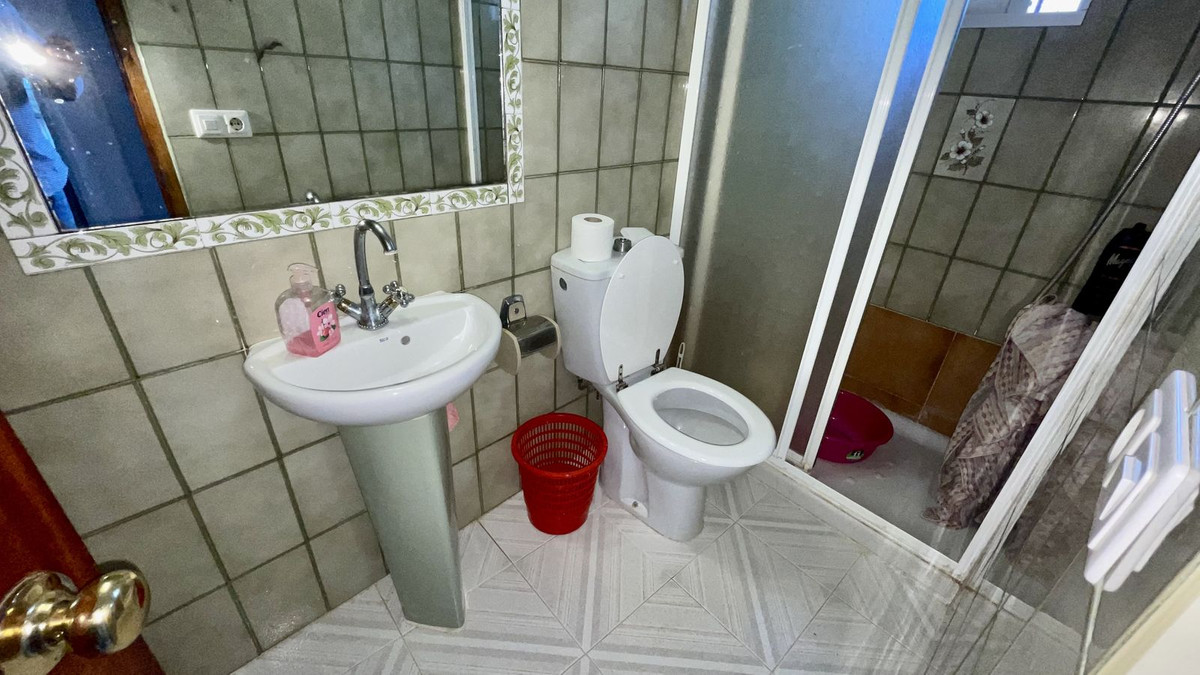 Se vende Finca - Cortijo de 3 dormitorios en Costa Del Sol, Málaga, España