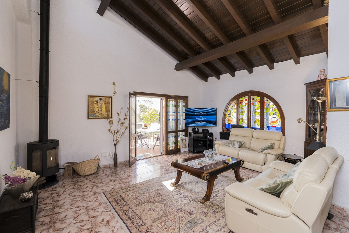 Se vende Villa - Chalet de 4 dormitorios en Costa Del Sol, Málaga, España