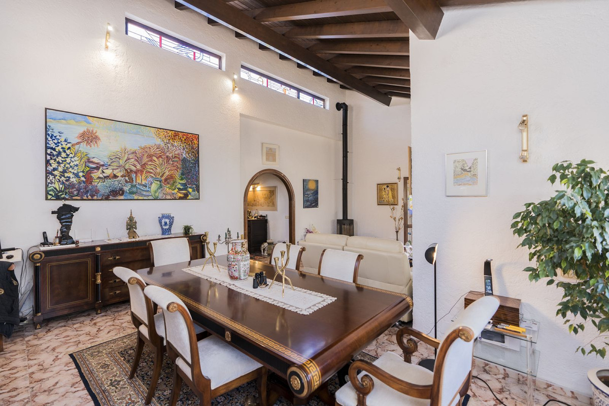Se vende Villa - Chalet de 4 dormitorios en Costa Del Sol, Málaga, España