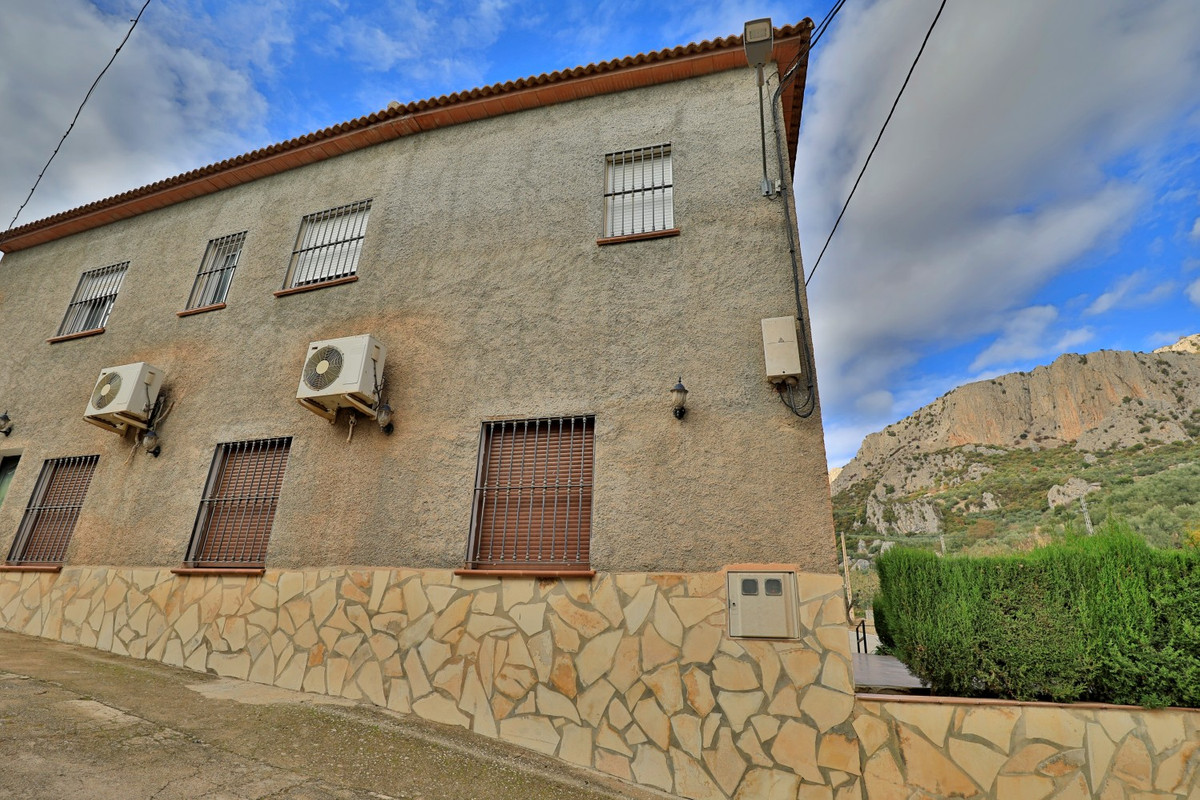Se vende Finca - Cortijo de 6 dormitorios en Costa Del Sol East, Málaga, España