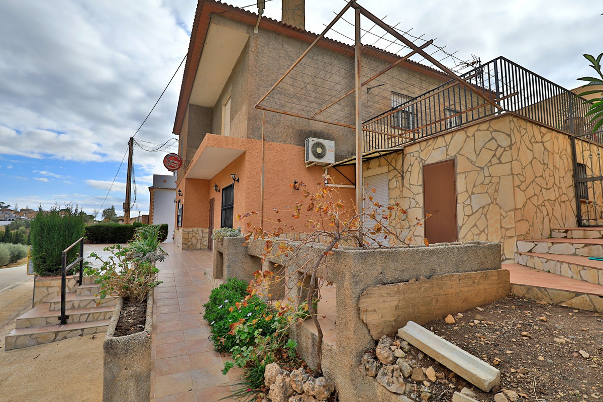 Se vende Finca - Cortijo de 6 dormitorios en Costa Del Sol East, Málaga, España