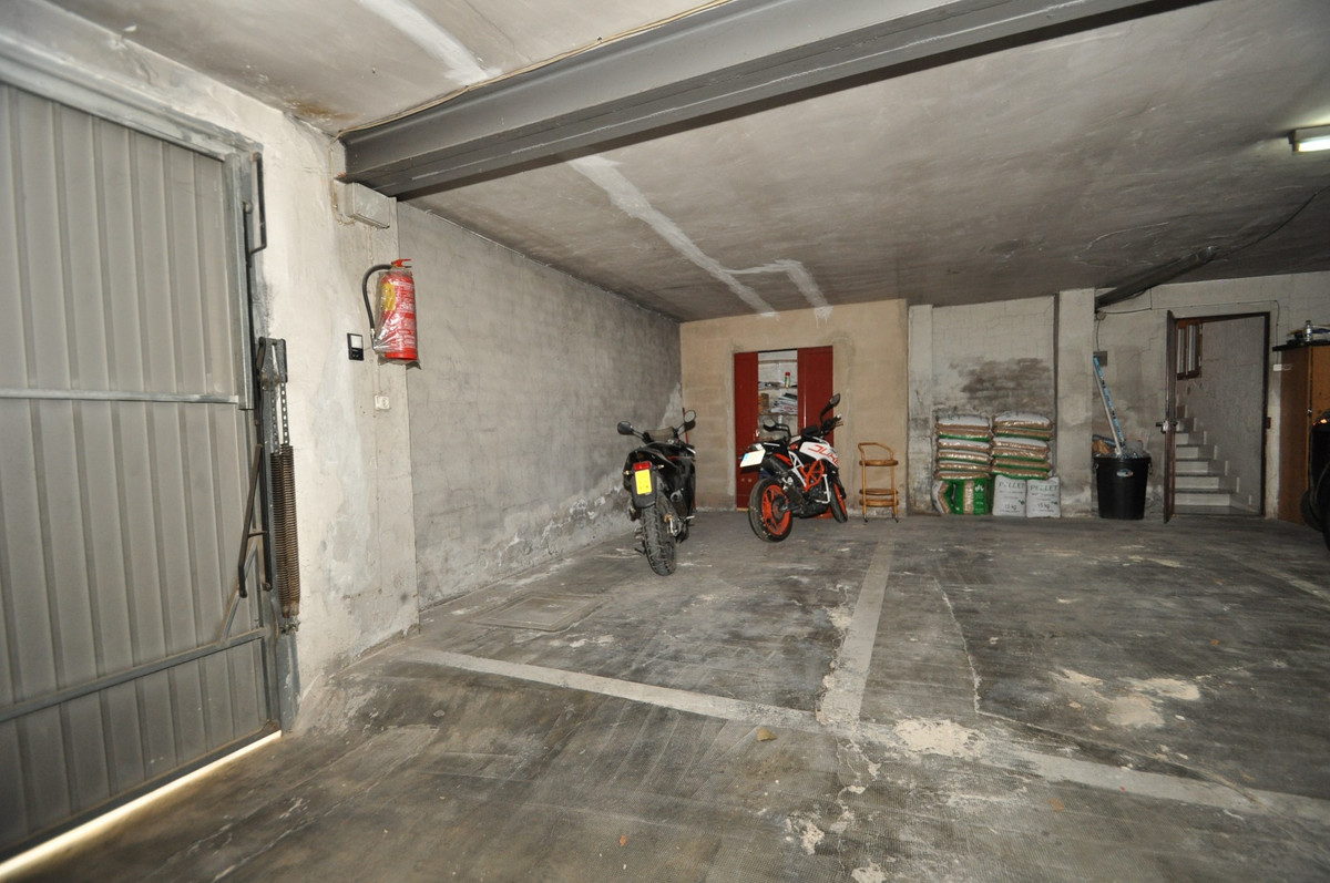 Se vende Garaje  en Costa Blanca, Alicante, España