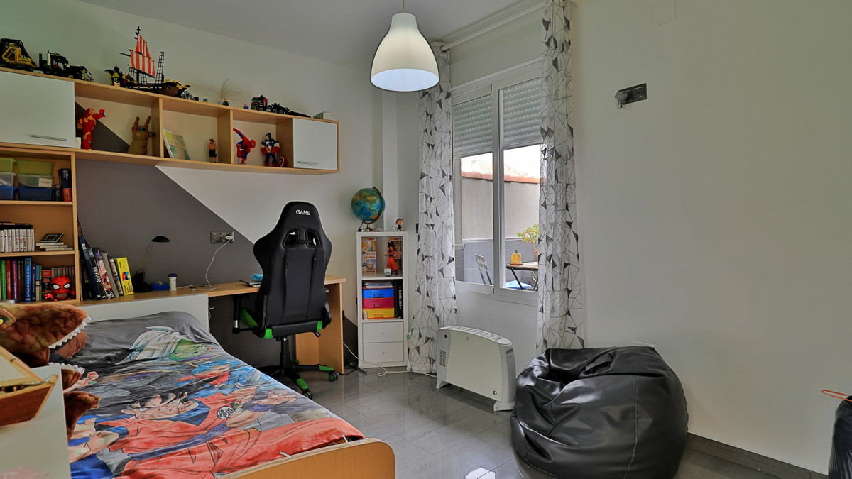 Se vende Pareada de 4 dormitorios en Costa Del Sol East, Málaga, España